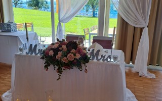 Hochzeitsdekoration bei HOTEL Boldern (Foto 17)