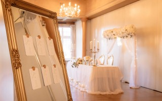 Hochzeitsdekoration bei Schloss Laufen (Foto 8)
