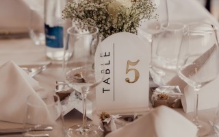 Hochzeitsdekoration bei HOTEL Boldern (Foto 2)