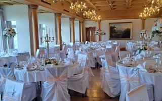 Hochzeitsdekoration bei Schloss Laufen (Foto 18)